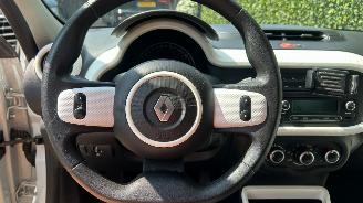 Renault Twingo 1.0 SCe Collection picture 12