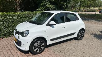 Renault Twingo 1.0 SCe Collection picture 2