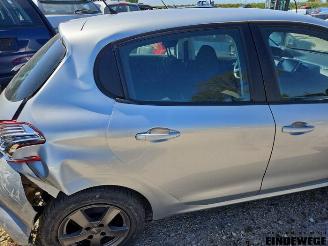 Peugeot 208 208 I (CA/CC/CK/CL), Hatchback, 2012 / 2019 1.2 Vti 12V PureTech 82 picture 15