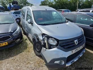 Vrakbiler auto Dacia Dokker Dokker (0S), MPV, 2012 / 2021 1.5 dCi 90 2014/7
