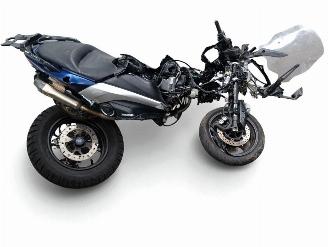 Avarii scootere Yamaha  T MAX 2017/5