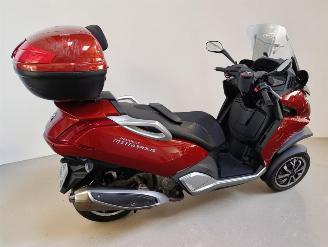 Peugeot  METROPOLIS picture 9