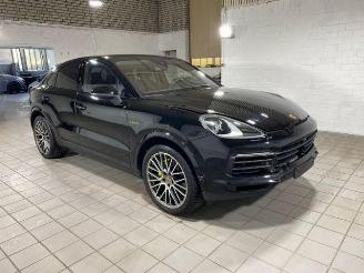 Damaged car Porsche Cayenne E-Hybrid Coupe CHRONO/HUD/PANO/360/AHK 2023/3