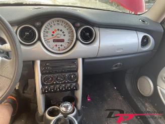 Auto da rottamare Mini Mini Mini (R50/53), Hatchback, 2001 / 2007 1.6 16V Cooper 2003/9