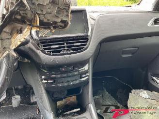 Peugeot 2008 2008 (CU), MPV, 2013 / 2019 1.2 Vti 12V PureTech 82 picture 9