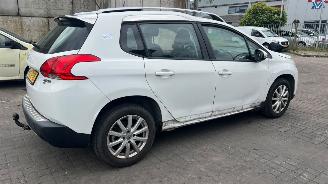 Peugeot 2008 1.2 Vti 12V PureTech 82 picture 6