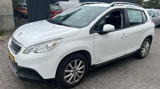 Peugeot 2008 1.2 Vti 12V PureTech 82 picture 12