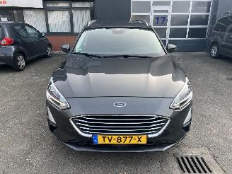 Ford Focus 1.0 EcoBoost Titanium Business picture 6