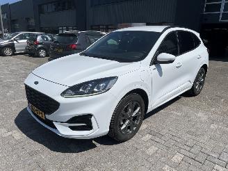 uszkodzony samochody osobowe Ford Kuga 2.5 PHEV ST-Line 2022/5
