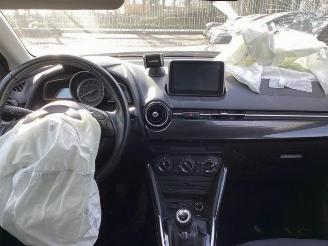 Mazda 2 2 (DJ/DL), Hatchback, 2014 1.5 SkyActiv-G 90 picture 10