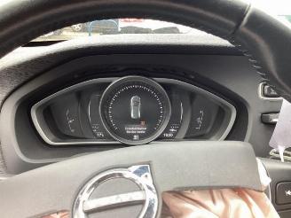 Volvo V-40 V40 (MV), Hatchback 5-drs, 2012 / 2019 2.0 T2 16V picture 12