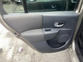 Renault Modus Modus/Grand Modus (JP), MPV, 2004 / 2012 1.2 16V TCE 100 picture 24
