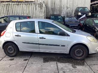 Renault Clio Clio III (BR/CR), Hatchback, 2005 / 2014 1.2 16V 75 picture 4