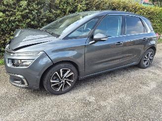 Vaurioauto  passenger cars Citroën C4-picasso 1.6 16V eTHP 2017/1