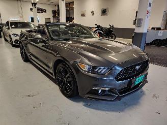 krockskadad bil auto Ford Mustang  2016/1