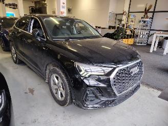 Unfallwagen Audi Q3 Q3 Sportback S-line Leer Camera Privacy glas 2020/1