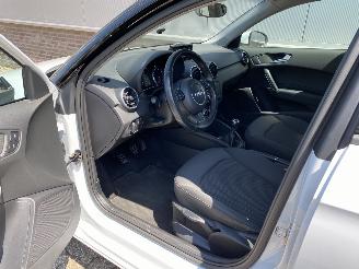 Audi A1 1.0 TFSI Adrenalin Airco, PDC Achter, Stoelverwarming picture 21