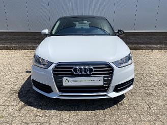 Audi A1 1.0 TFSI Adrenalin Airco, PDC Achter, Stoelverwarming picture 7