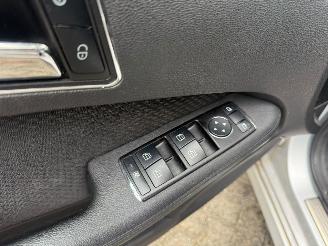 Mercedes E-klasse 200 CDI AUTOMAAT SUPER NETTE AUTO picture 15