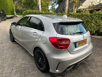 Coche accidentado Mercedes A-klasse 200CDI AMG AUT! AIRCO/NAVI/STOELVERWARMING 2013/5