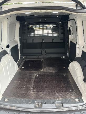 Volkswagen Caddy MODIFIED PARTITION WALL 2.0 TDI 55KW picture 10