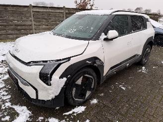 okazja samochody osobowe Kia EV3 Eart   Battery 81 Kw 2025/1