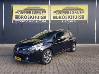 Voiture accidenté Renault Clio Estate 0.9 TCe Night&Day 2015/1