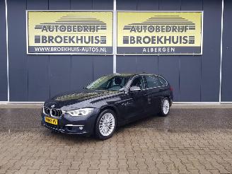 damaged passenger cars BMW 3-serie Touring 318i Centennial High Executive LUXURY 2016/10