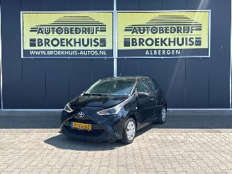 occasion passenger cars Toyota Aygo 1.0 VVT-i x-fun 2020/9