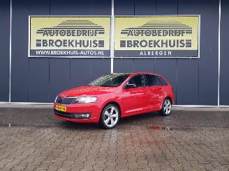 Coche accidentado Skoda Rapid Spaceback 1.2 TSI Greentech Style 2016/7