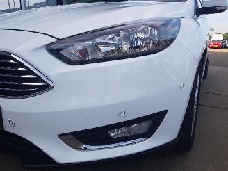 Ford Focus Wagon 1.0 Titanium Edition picture 24