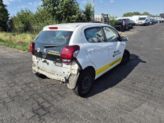 Sloopauto Peugeot 108 1.0 2018/6
