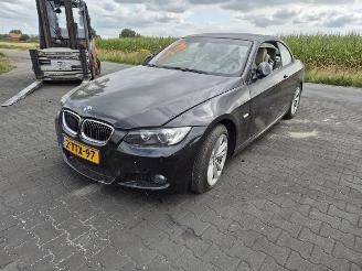 BMW 3-serie 330i Cabrio picture 3