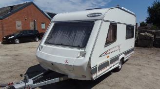 krockskadad bil caravan Beyerland  Sprinter Sport 390 2006/6