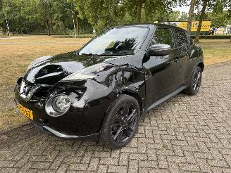 Vaurioauto  passenger cars Nissan Juke  2015/1