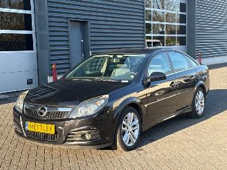 krockskadad bil auto Opel Vectra 1.8 16V Hatchback 4Dr Benzine 1.799cc 90kW (122pk) FWD 2006/1