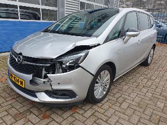 Schadeauto Opel Zafira TOURER 1.4 Turbo Business Executive Automaat 2017/8