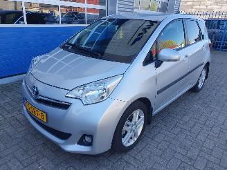 Schadeauto Toyota Verso S Automaat 1.3 VVT-i Dynamic 2011/12
