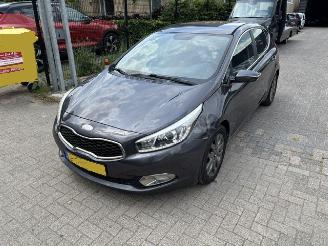 Kia Cee d 1.6 GDI 20TH Anniversary picture 7