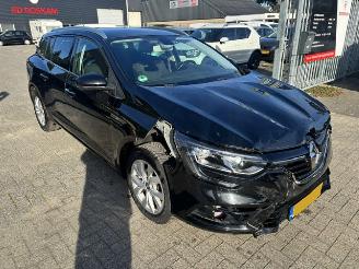 Schadeauto Renault Mégane 1.3 TCe Limited Clima Navi 2020/7