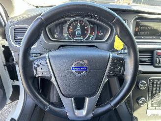 Volvo V-40 1.6 T2 Summum picture 15