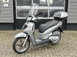 Avarii motociclete Honda SH 150 I 2007/2