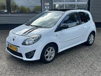 uszkodzony samochody osobowe Renault Twingo 1.2-16V Dynamique Automaat 2009/3