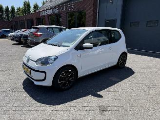  Volkswagen Up! 1.0 high up! BlueMotion 2015/3