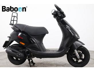 Avarii scootere Piaggio  Zip 45KM 2021/5
