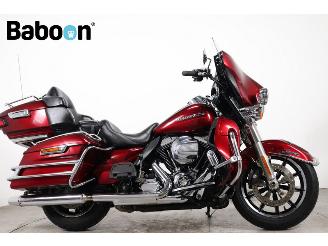 skadebil motor Harley-Davidson  FLHTK Ultra Glide Limited ABS 2015/11