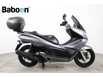 skadebil motor Honda  PCX 150 2013/4