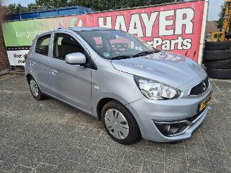 krockskadad bil auto Mitsubishi Space-star  2020/10