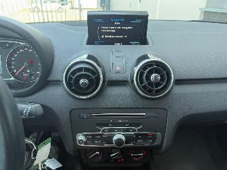 Audi A1 Sportback 1.0 TFSI Adrenalin picture 17