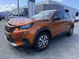 Coche accidentado Peugeot e-2008 EV Active Pack 50 kWh 2023/3